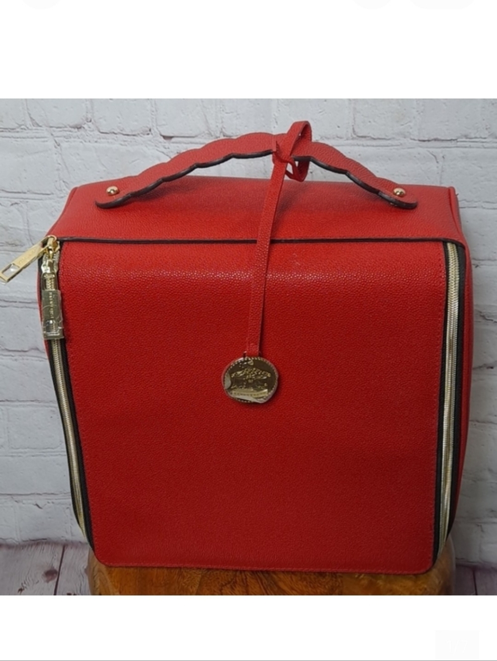 Estee Lauder Deep Red Hard Sided Case NWOT
